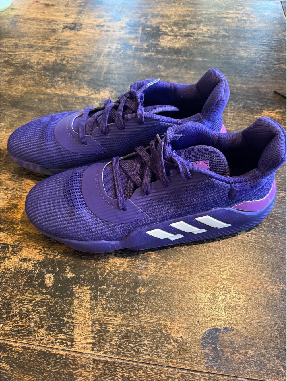 Mesh basketball shoes, Adidas Pro Bounce 2019 Low purple